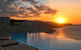 ​Le Grand Bleu Resort